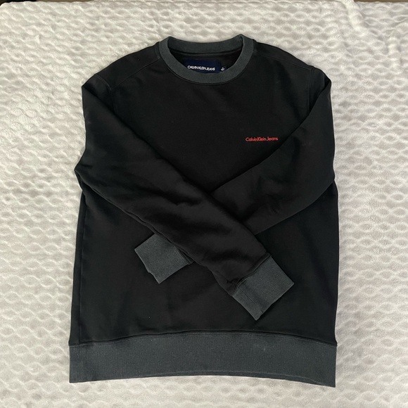 Calvin Klein Crewneck - Picture 2 of 7
